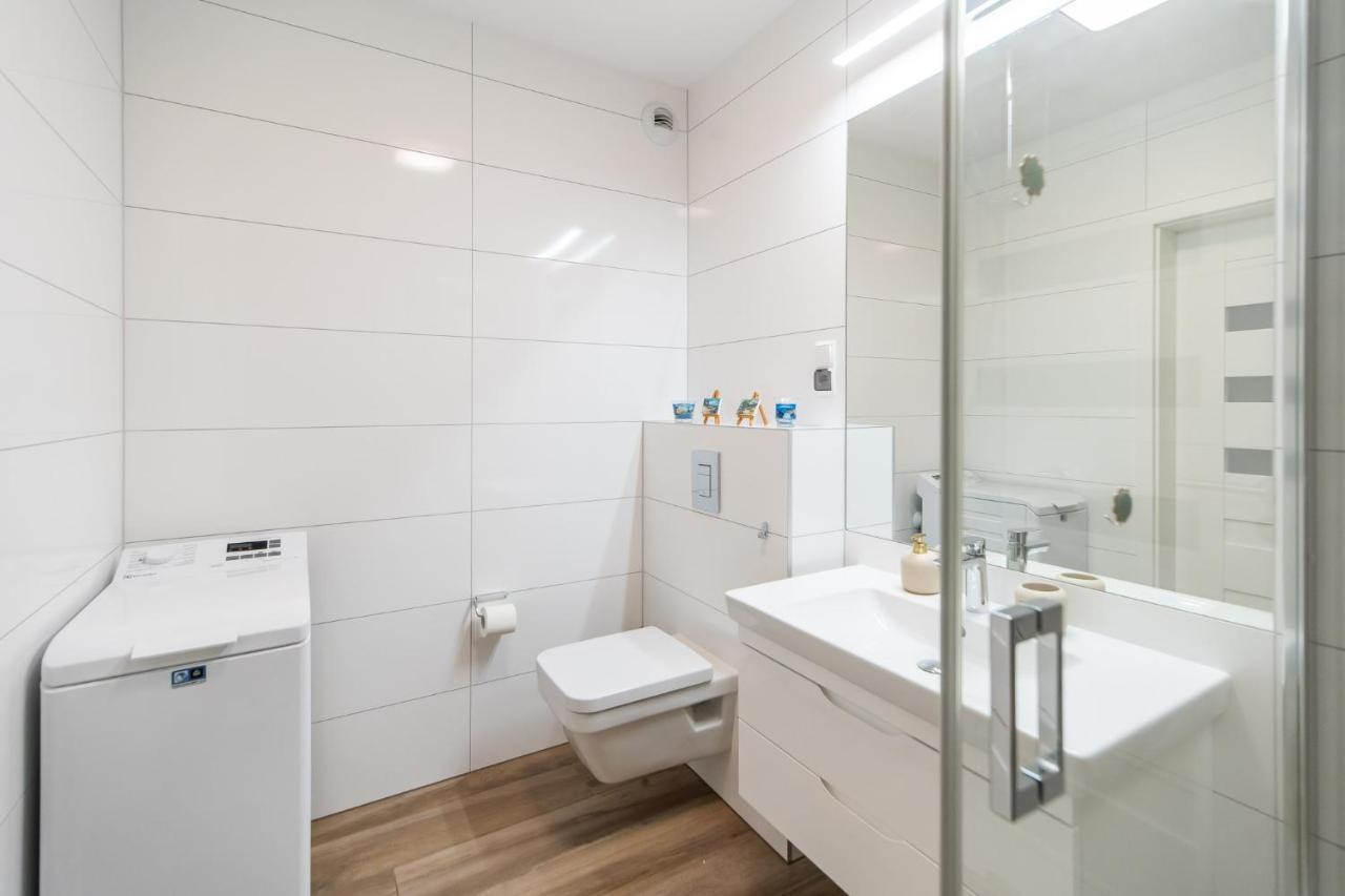 Apartamenty Fenomen - Baltic, Nadmorskie Tarasy, Free Parking, Swimming Pool, Sauna And Other! Kolobrzeg Exterior photo